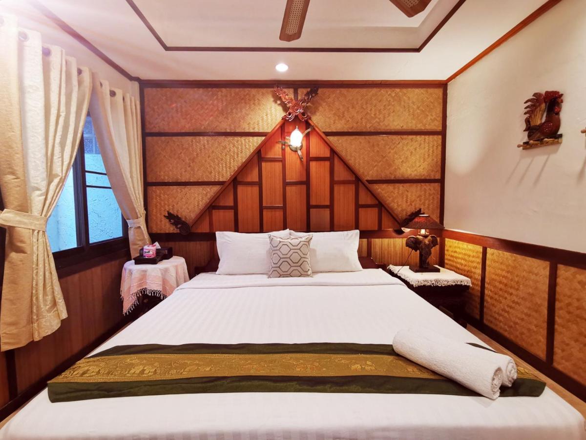 Tavee Guesthouse Bangkok Ngoại thất bức ảnh