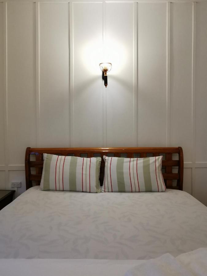 Tavee Guesthouse Bangkok Ngoại thất bức ảnh