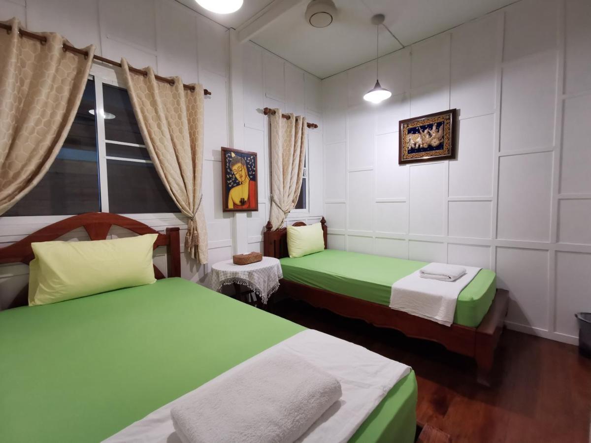 Tavee Guesthouse Bangkok Ngoại thất bức ảnh
